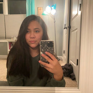 Meet your Posher, Michaela